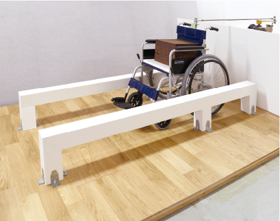 車椅子試験 | 朝日ウッドテック 非住宅フローリング MESSAGE(メッセージ)