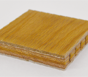 水分に対して塗膜が強い | 朝日ウッドテック 非住宅フローリング MESSAGE(メッセージ)