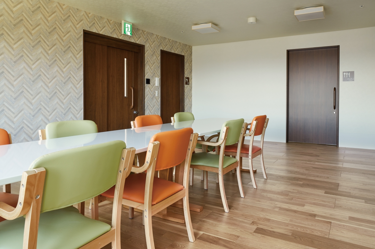 グループホーム | 朝日ウッドテック 非住宅フローリング MESSAGE(メッセージ)