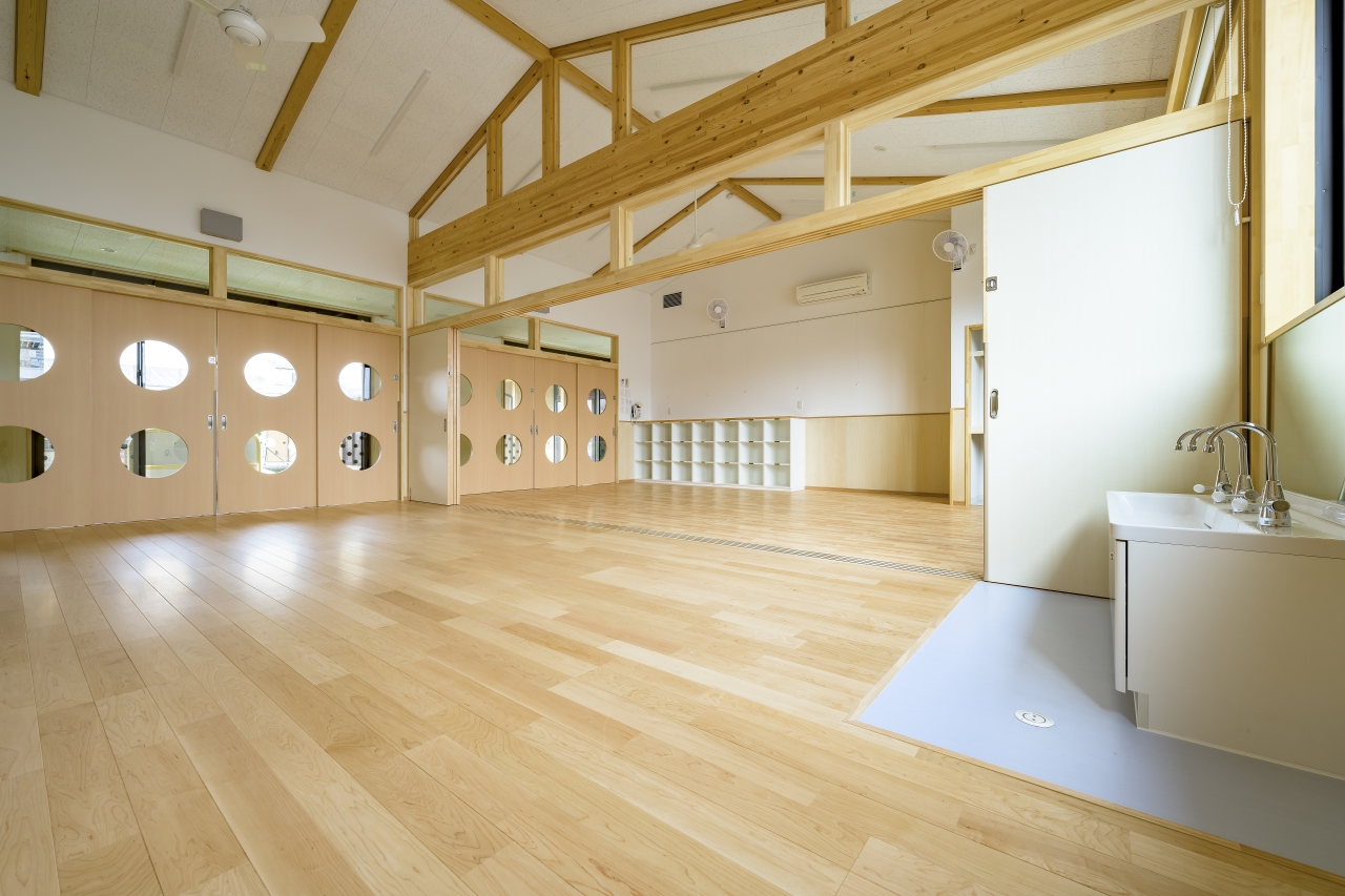 保育施設 | 朝日ウッドテック 非住宅フローリング MESSAGE(メッセージ)