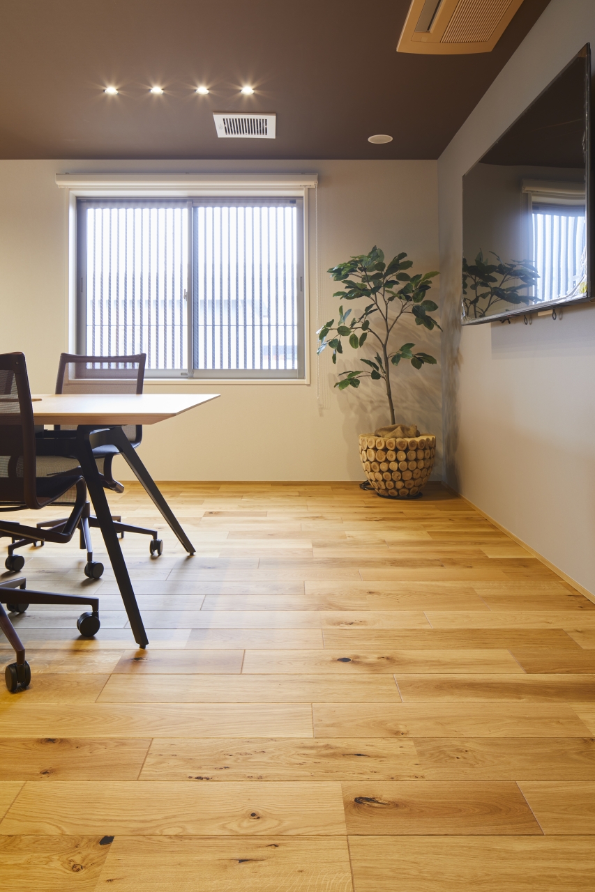 オフィス | 朝日ウッドテック 非住宅フローリング MESSAGE(メッセージ)