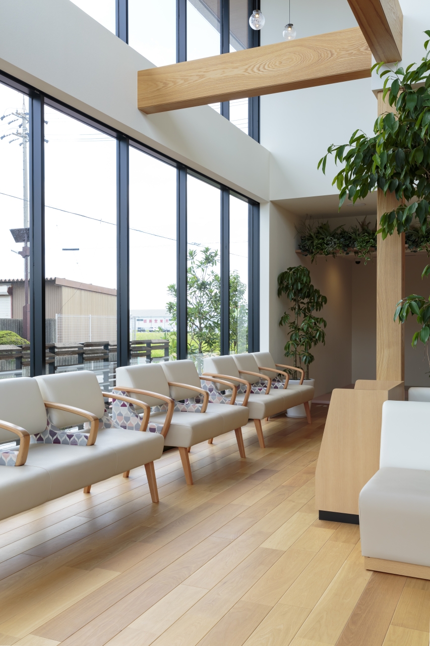 クリニック | 朝日ウッドテック 非住宅フローリング MESSAGE(メッセージ)