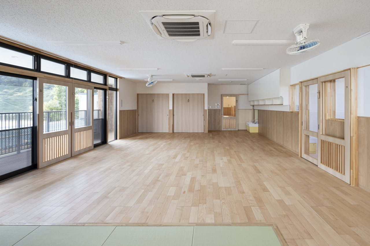 保育施設 | 朝日ウッドテック 非住宅フローリング MESSAGE(メッセージ)