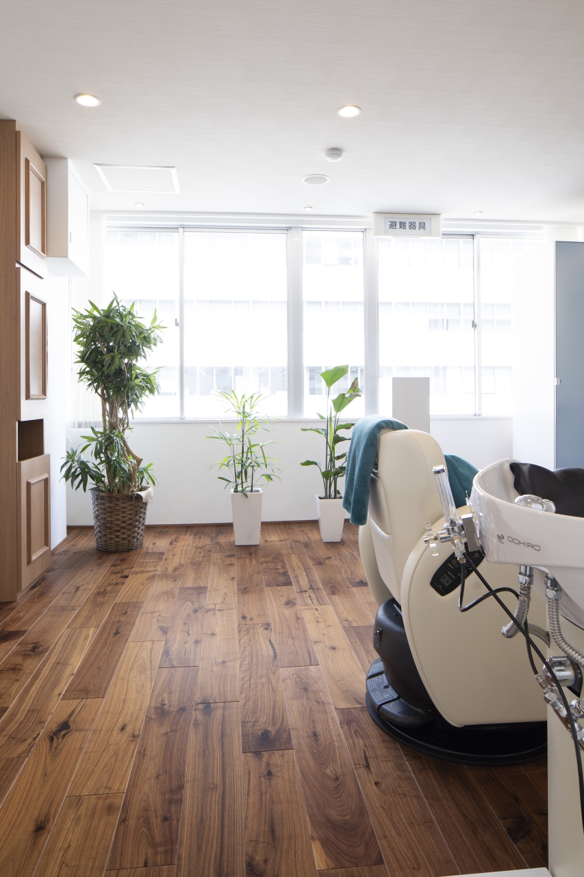 ヘアサロン | 朝日ウッドテック 非住宅フローリング MESSAGE(メッセージ)