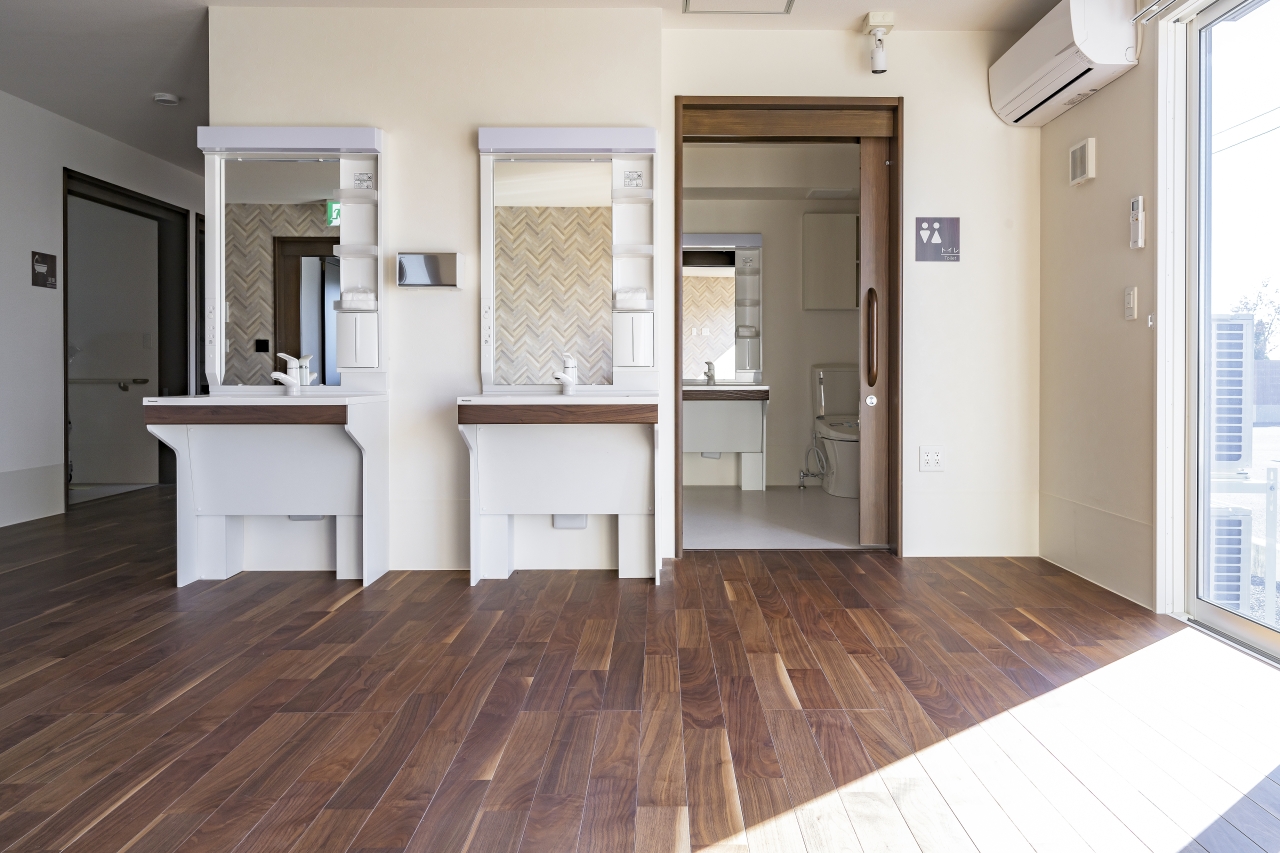 グループホーム | 朝日ウッドテック 非住宅フローリング MESSAGE(メッセージ)