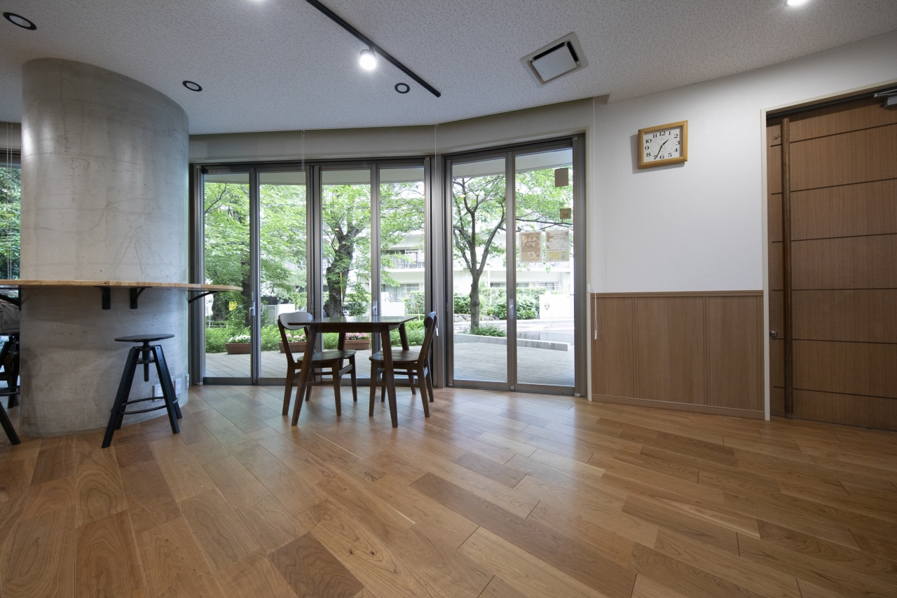 マンション共用部 | 朝日ウッドテック 非住宅フローリング MESSAGE(メッセージ)