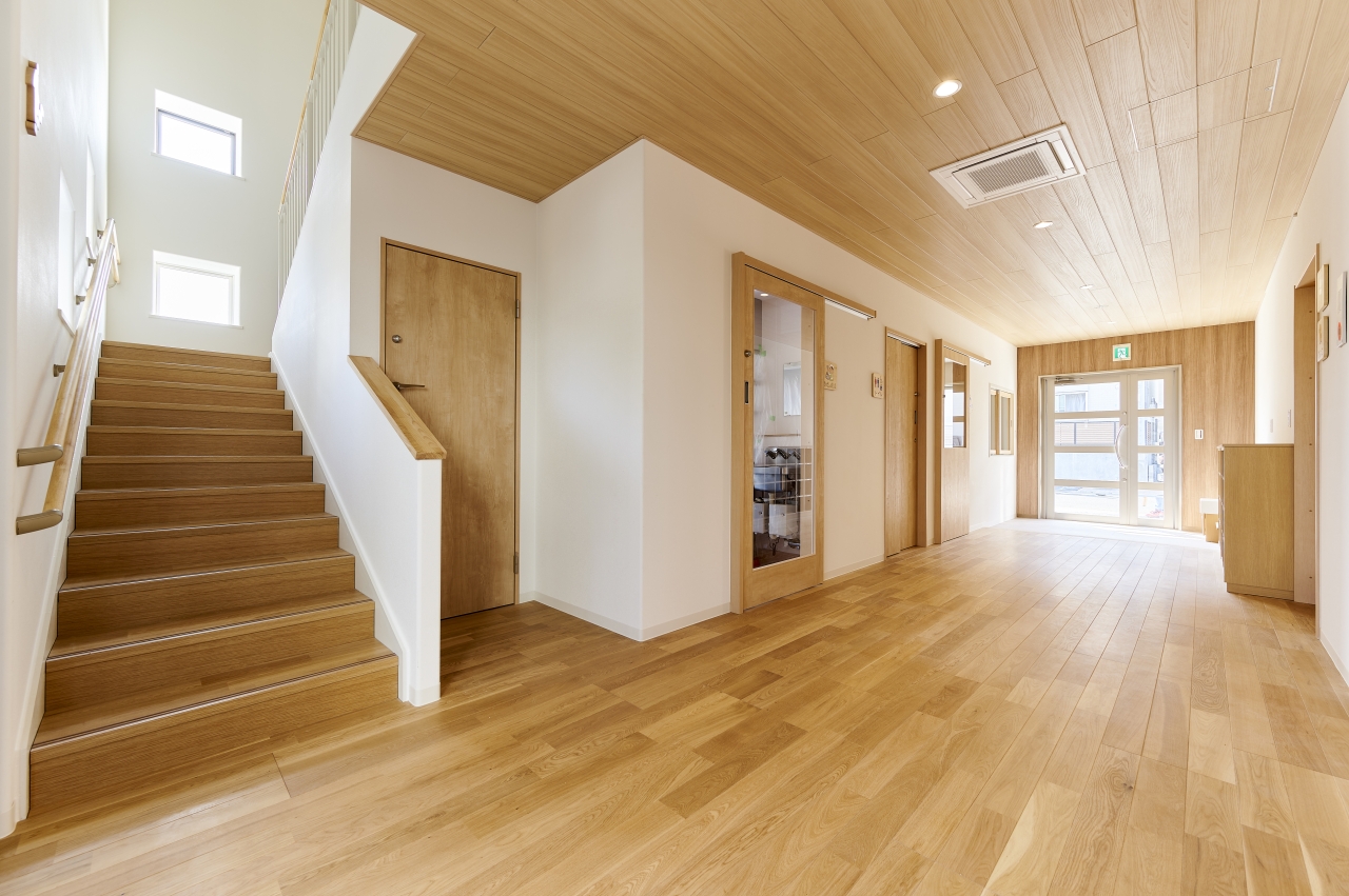保育施設 | 朝日ウッドテック 非住宅フローリング MESSAGE(メッセージ)