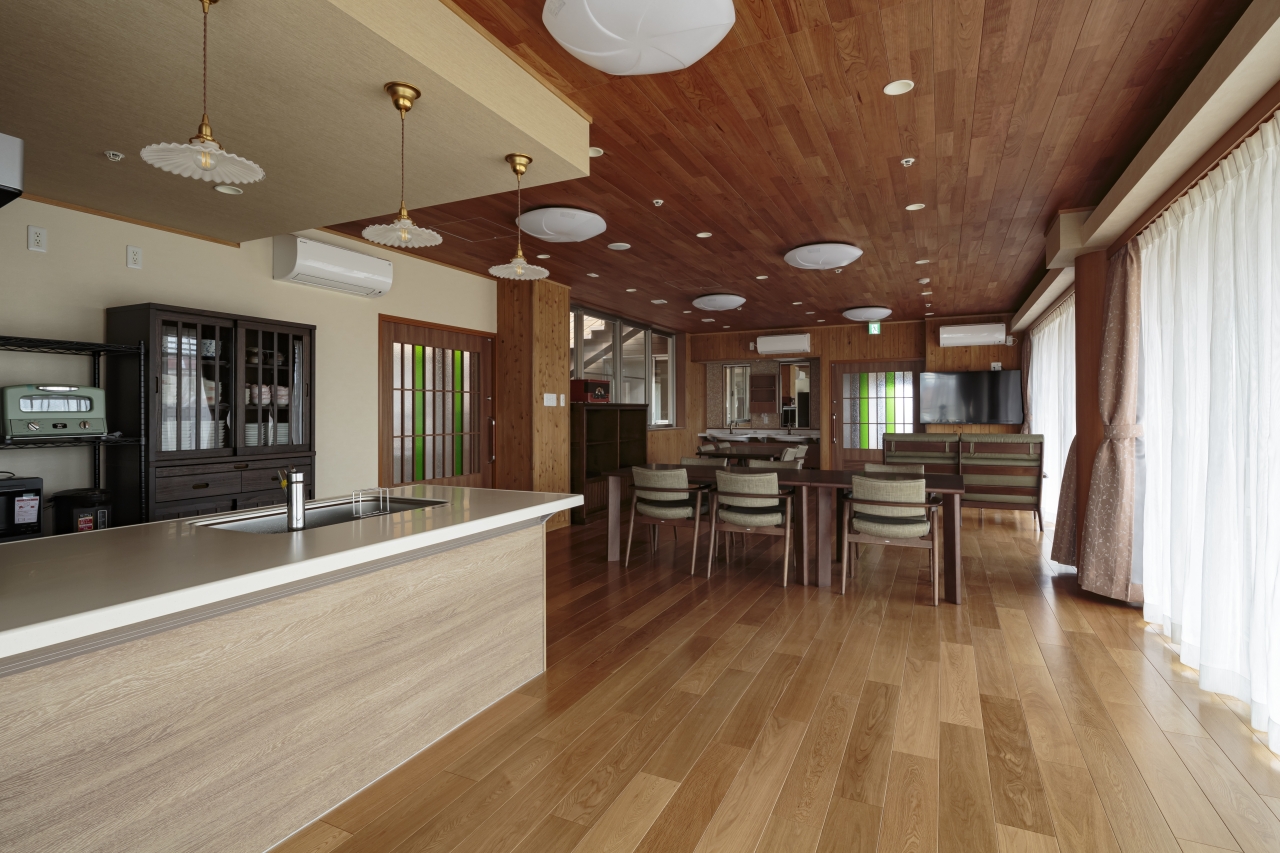 グループホーム | 朝日ウッドテック 非住宅フローリング MESSAGE(メッセージ)