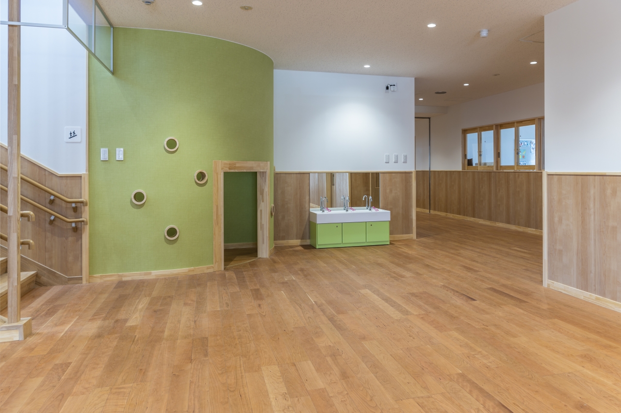 保育施設 | 朝日ウッドテック 非住宅フローリング MESSAGE(メッセージ)