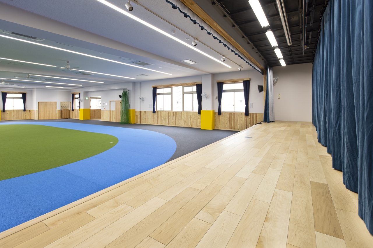保育施設採用メッセージキッズ衝撃吸収フローリングスマートセーフティ挽き板ハードメイプルのフローリング画像