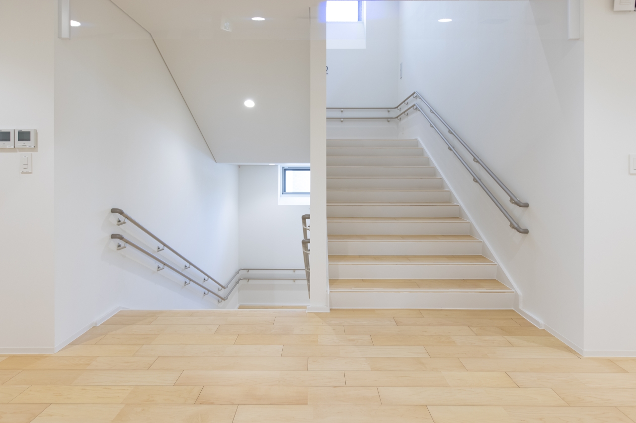 保育施設採用メッセージキッズ衝撃吸収フローリングスマートセーフティ突き板ハードメイプルのフローリング画像