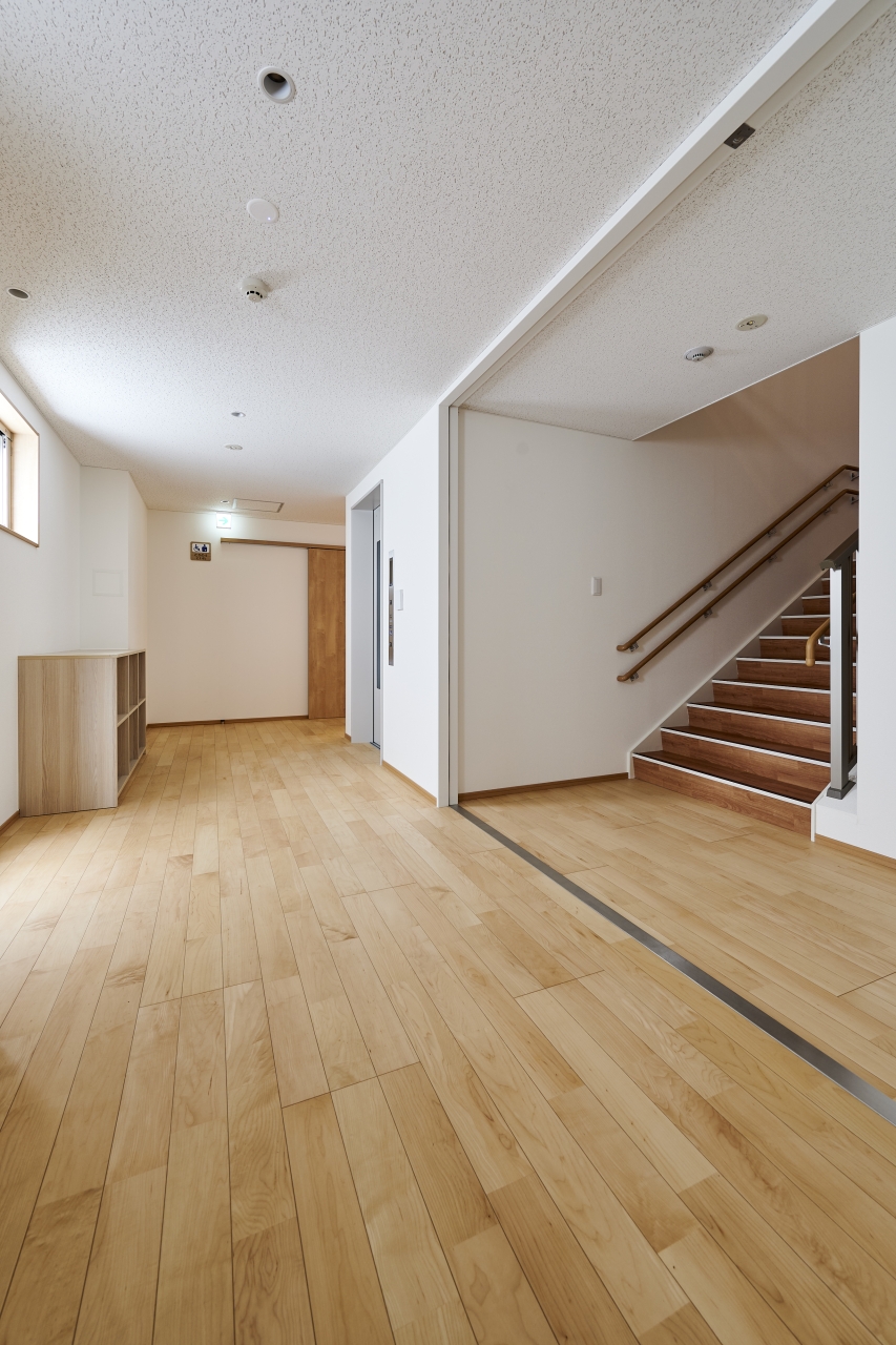 保育施設 | 朝日ウッドテック 非住宅フローリング MESSAGE(メッセージ)