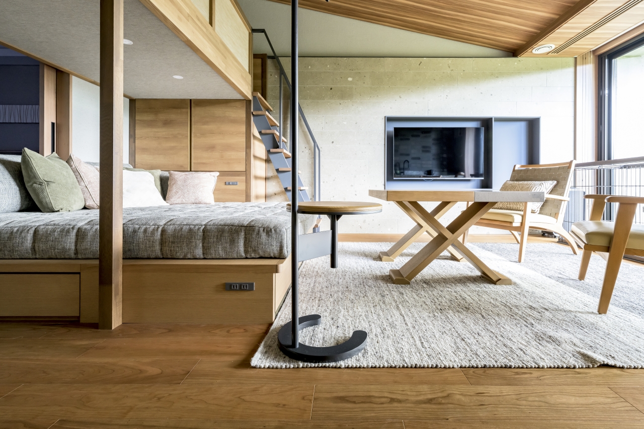 宿泊施設採用ライブナチュラルMSXネダレス145forDog遮音等級L-40ブラックチェリーのフローリング画像