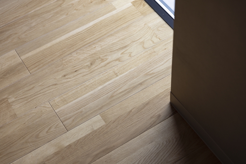 メッセージハードオール国産材挽き板楢 のフローリング画像