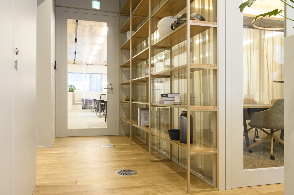 メッセージハード｜オフィス床施工事例